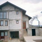 Timka S. (2005)  - Moja kuća! Nakon 10 godina u Tuzli još uvjek nemogu vjerovati da najzad živim u svojoj vlastitoj kući. 
