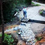 You (2015)  -  Na našem šetalištu prema Guberu nalazi se prirodni ljekoviti izvor Sinus sa vodom koja pomaže u lije?enju. Photo by Mirjana
           